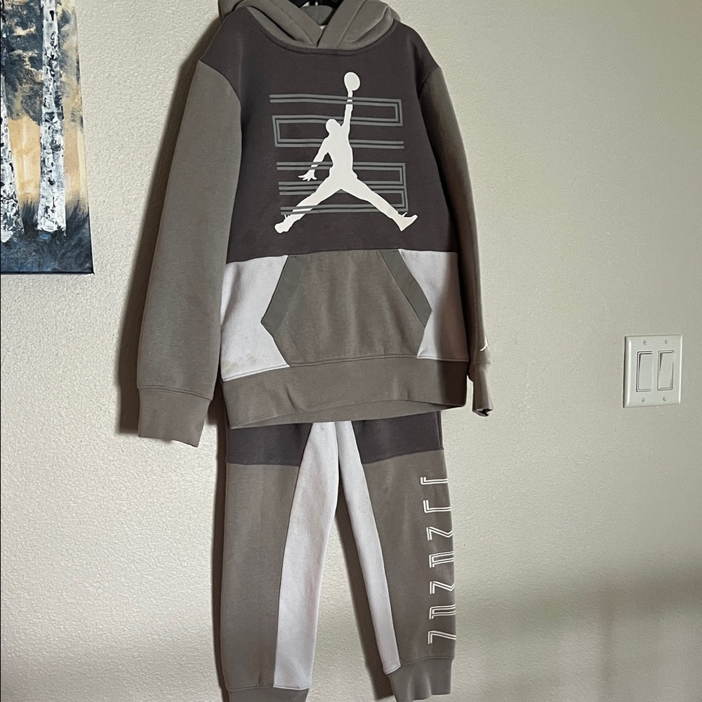 Jordan Kids' Black and Gray Jogger Set